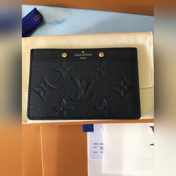 Louis Vuitton Card Holder - Picture 1 of 8